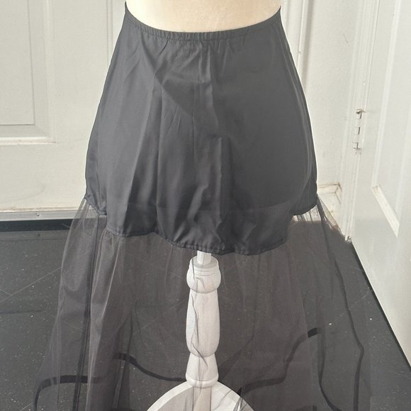 Vintage Black Netting Petticoat Crinoline Slip Square Dance Rockabilly Trad Wife - Picture 1 of 9